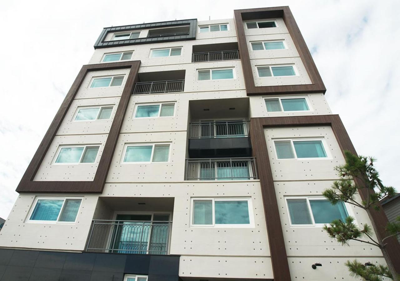 Iris Hotel Seogwipo Dış mekan fotoğraf