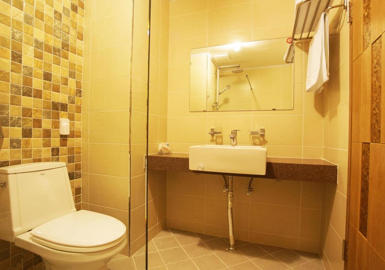 Iris Hotel Seogwipo Dış mekan fotoğraf