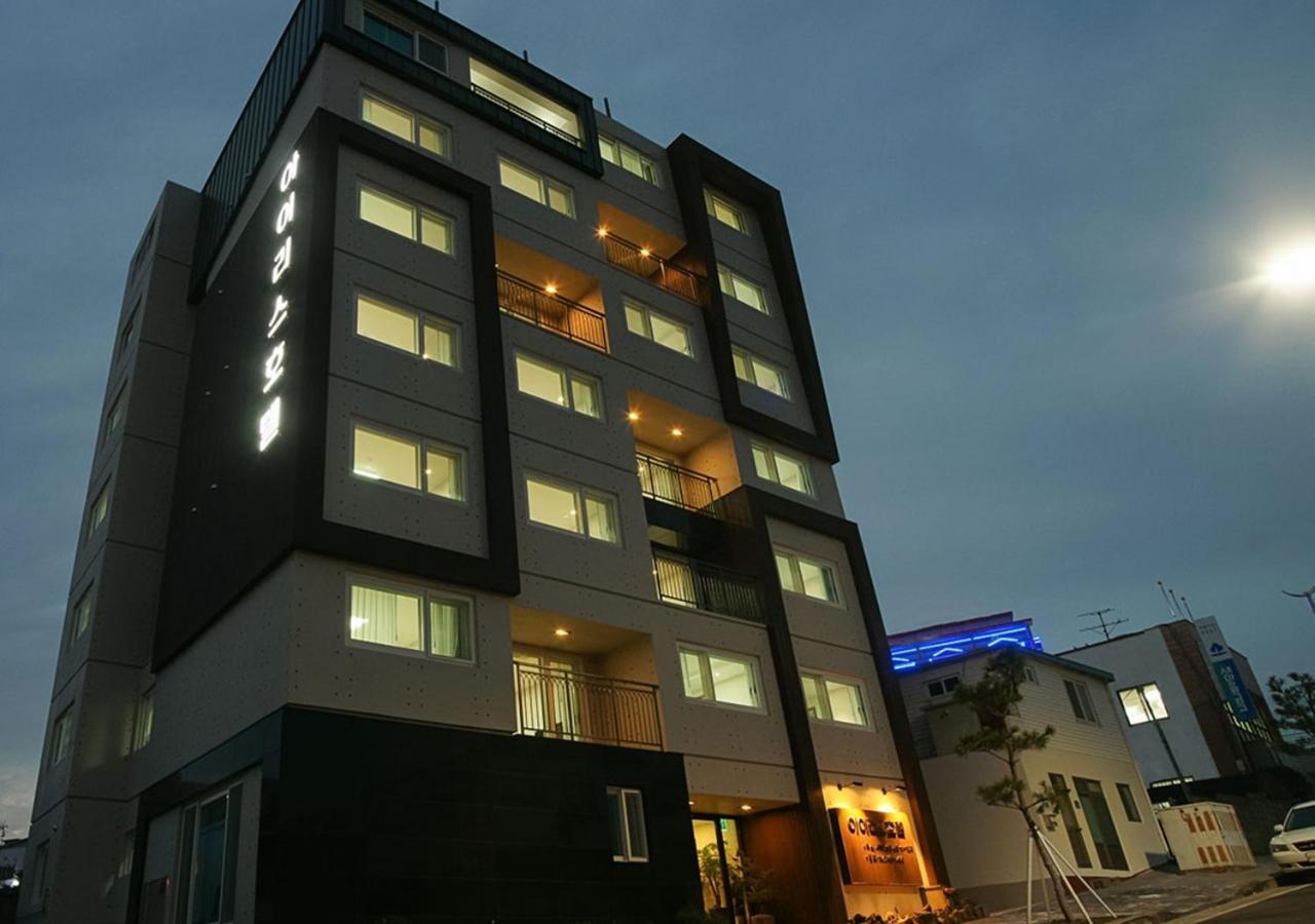 Iris Hotel Seogwipo Dış mekan fotoğraf